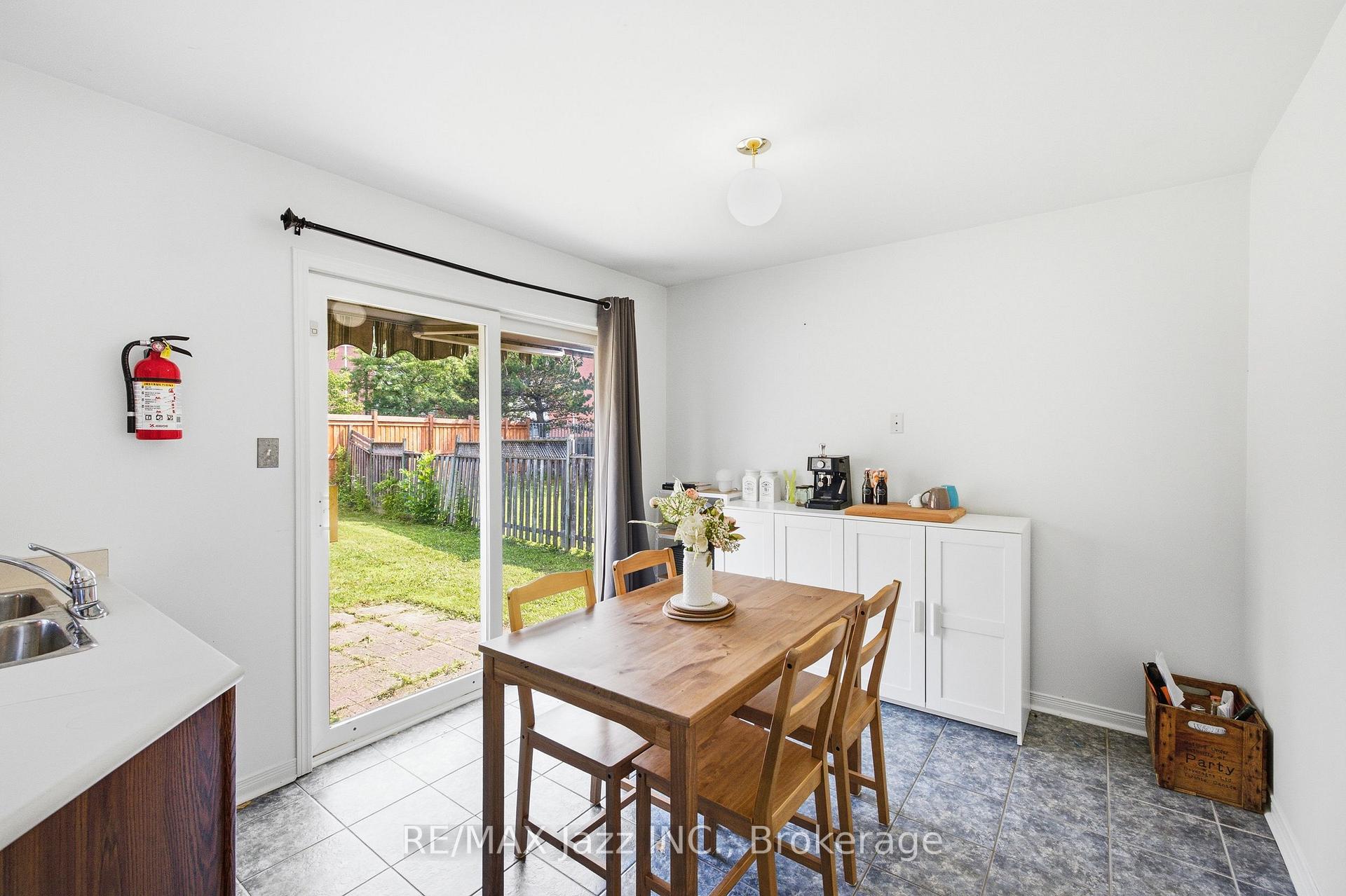Photo 16 of 1855 Dalhousie Crescent, Oshawa, Samac — HOMEH