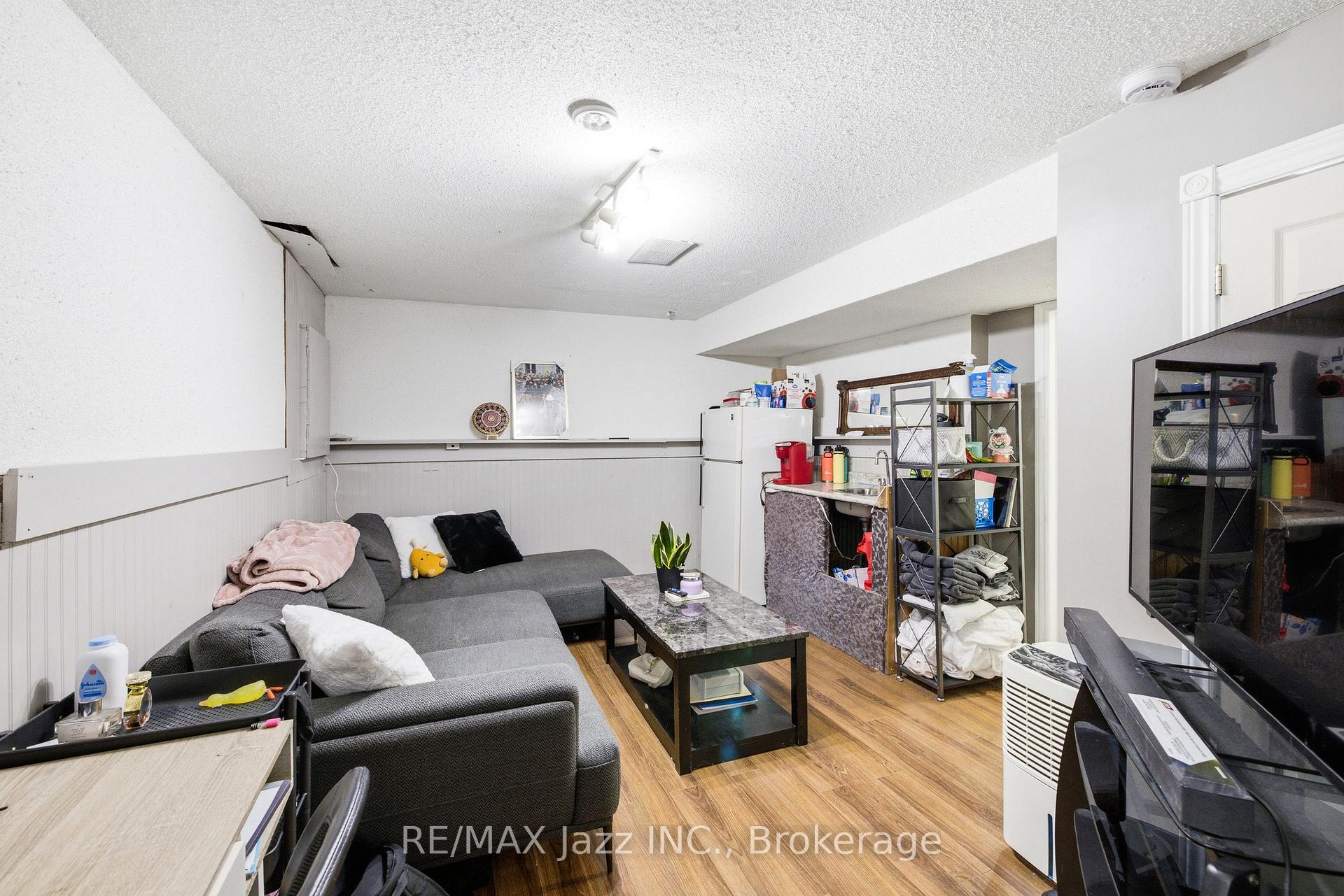 Photo 33 of 1855 Dalhousie Crescent, Oshawa, Samac — HOMEH