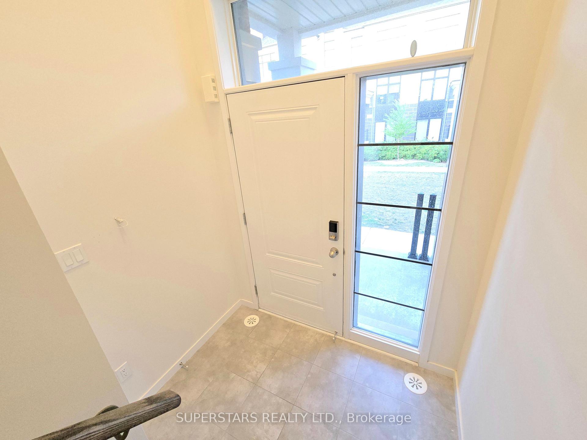 Photo 6 of 28 Armillo Place, Markham, Wismer — HOMEH