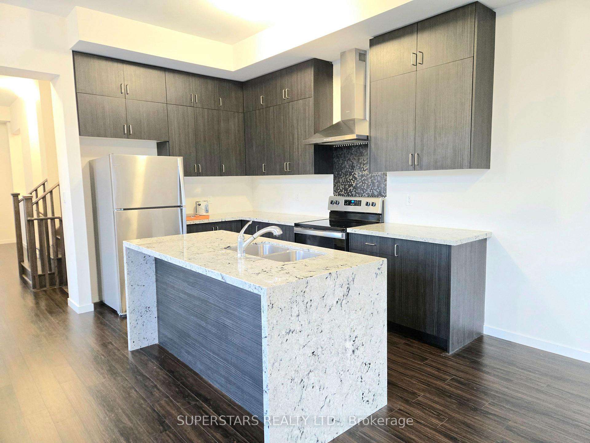 Photo 10 of 28 Armillo Place, Markham, Wismer — HOMEH