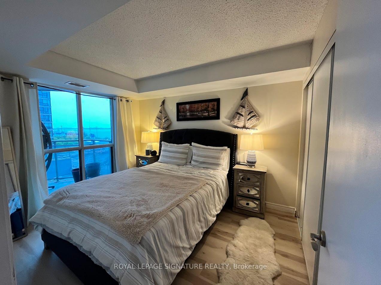 Photo 8 of Unit 812, 410 Queens Quay W, Toronto, Waterfront Communities — HOMEH