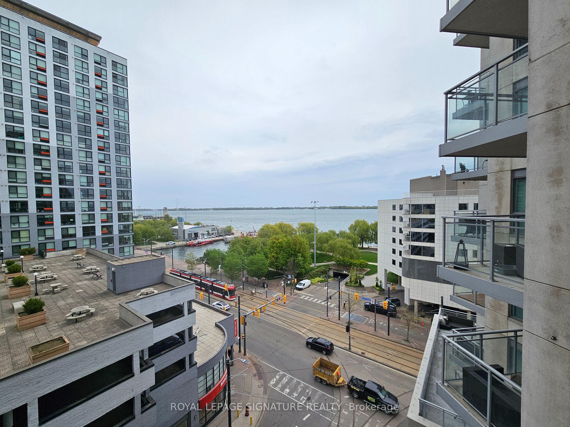 Photo 11 of Unit 812, 410 Queens Quay W, Toronto, Waterfront Communities — HOMEH