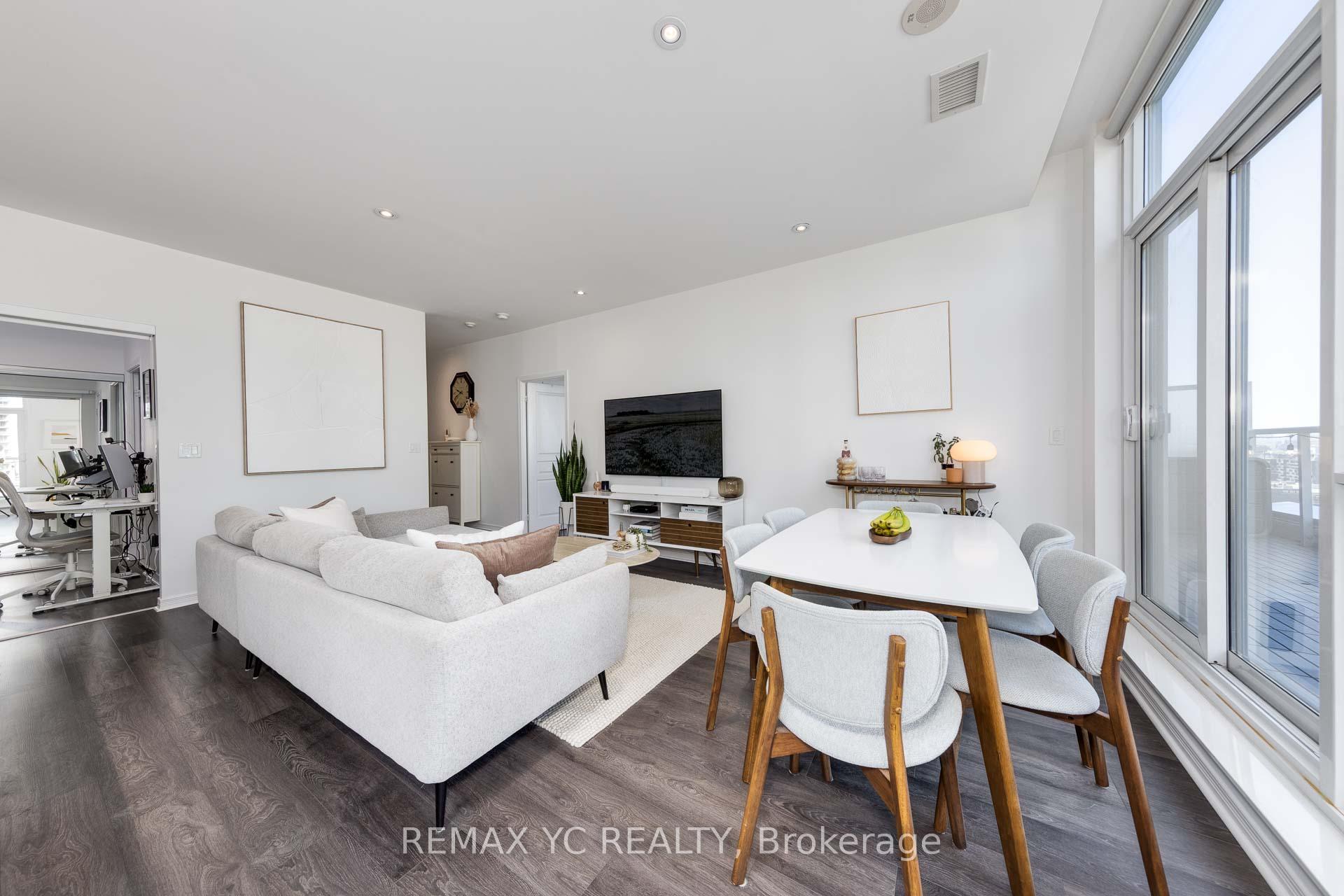Photo 5 of Unit PH09, 352 Front Street W, Toronto, Waterfront Communities — HOMEH