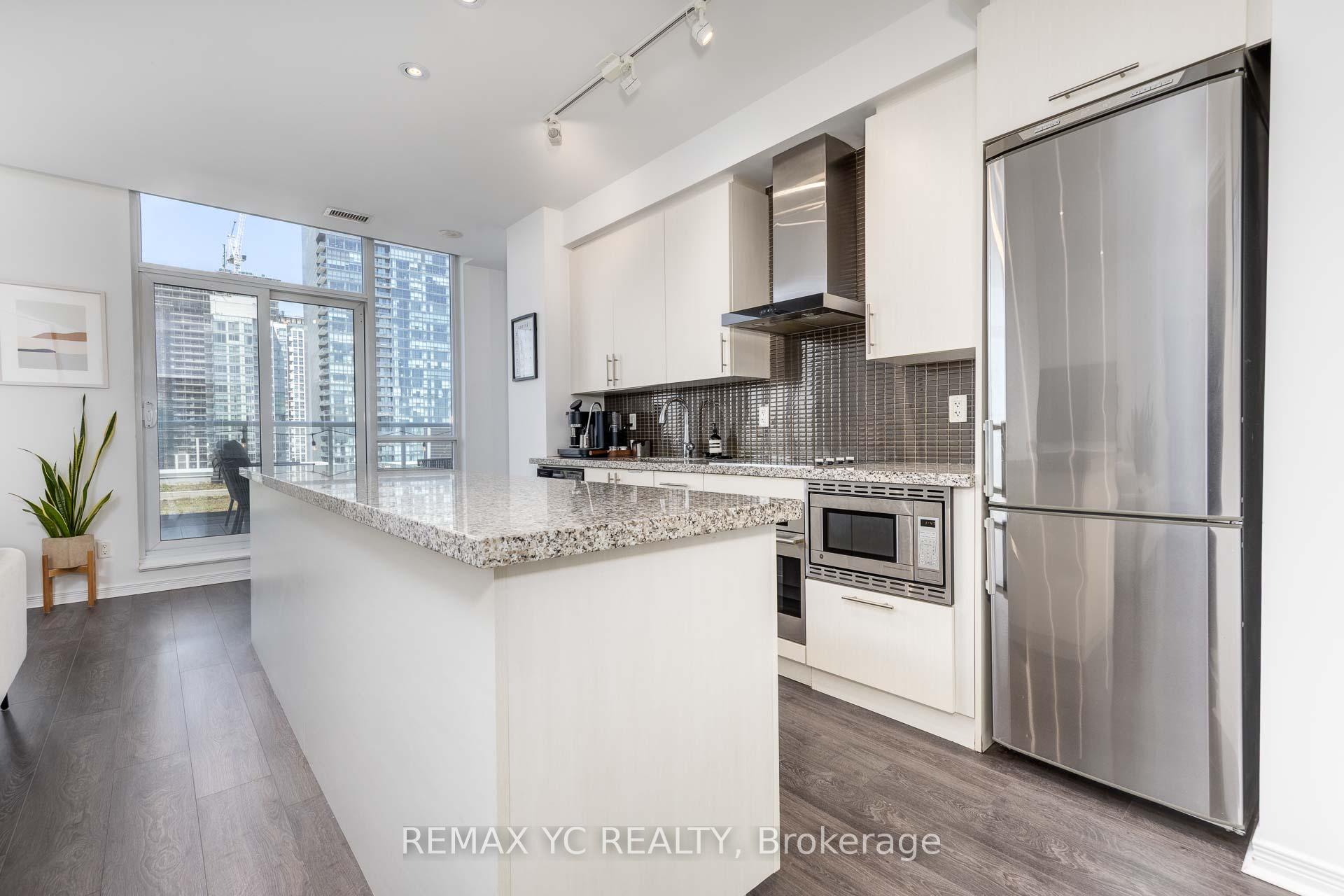 Photo 9 of Unit PH09, 352 Front Street W, Toronto, Waterfront Communities — HOMEH