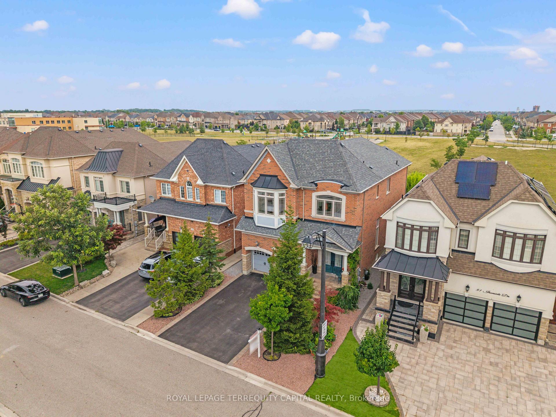 Photo 2 of 55 Ironside Drive, Vaughan, Vellore Village — HOMEH
