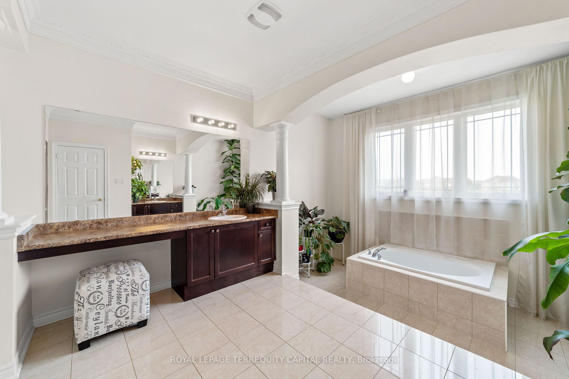 Photo 27 of 55 Ironside Drive, Vaughan, Vellore Village — HOMEH