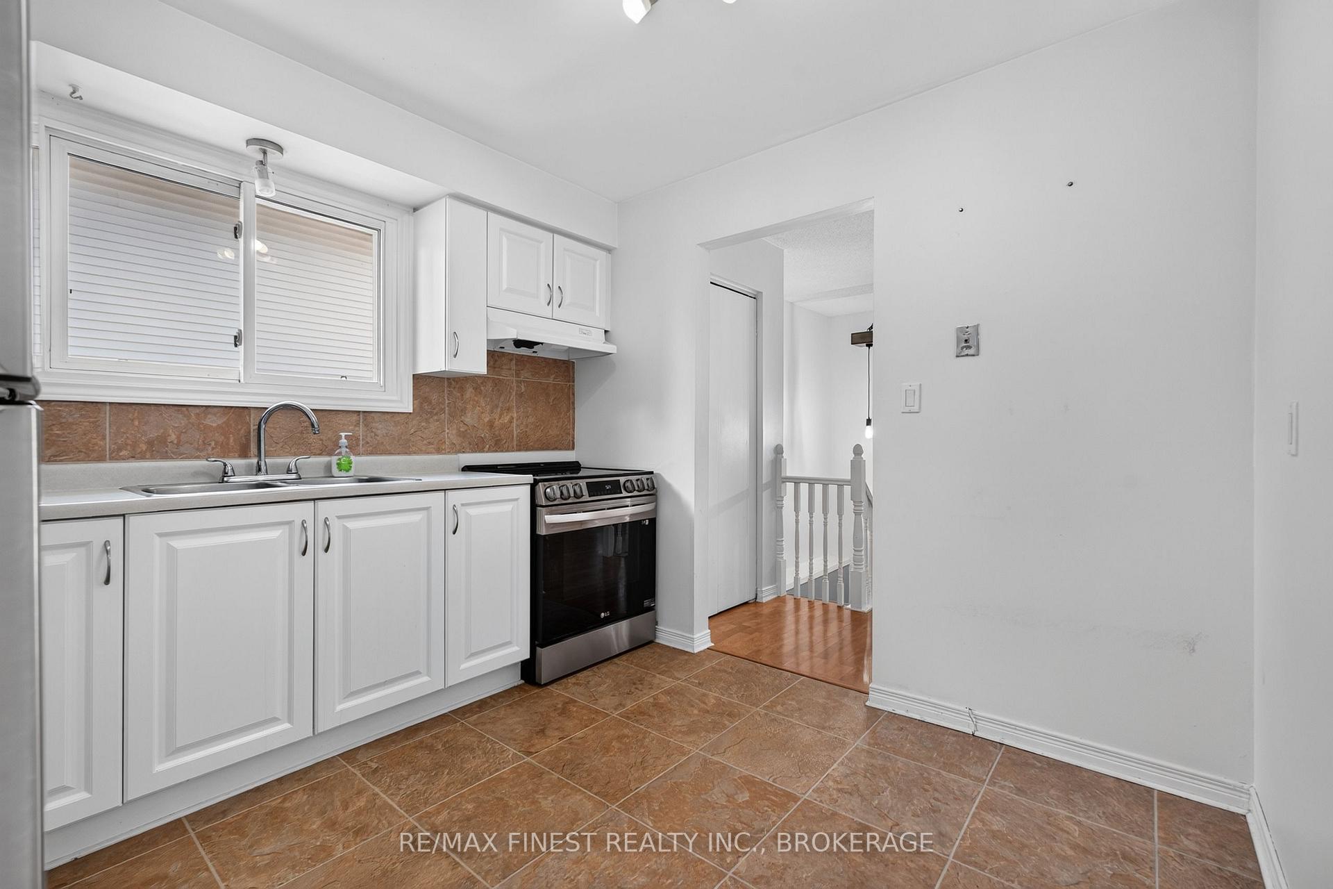Photo 13 of 376 Melanie Avenue, Kingston, East Gardiners Rd — HOMEH