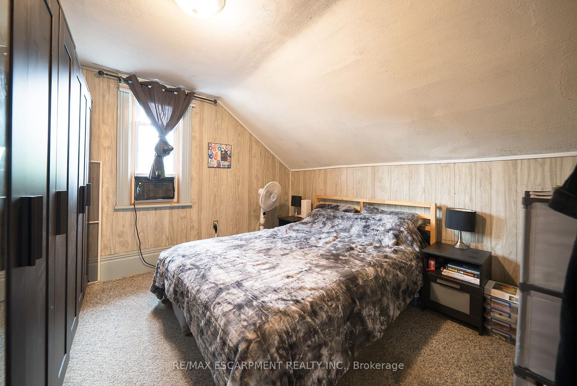Photo 14 of 78 Arthur Street, Brantford, Victoria/Arthur — HOMEH