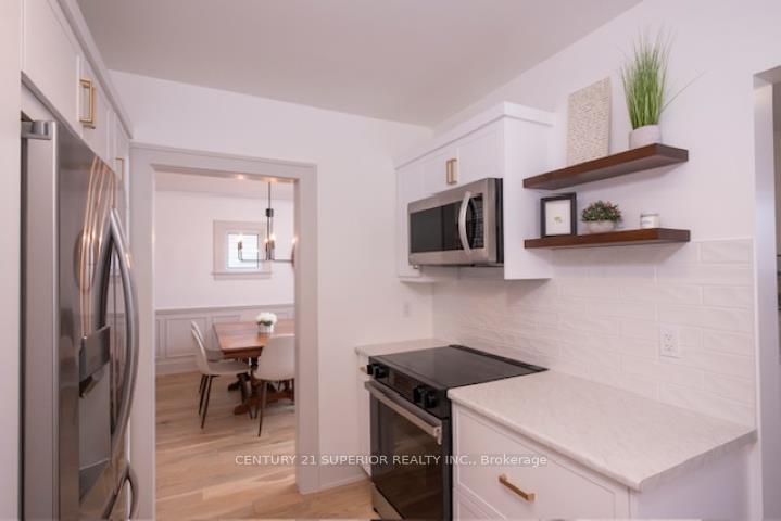 Photo 8 of 314 Surrey Street, Thunder Bay, Current River — HOMEH