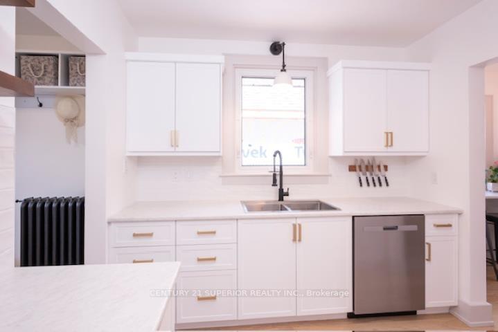 Photo 10 of 314 Surrey Street, Thunder Bay, Current River — HOMEH