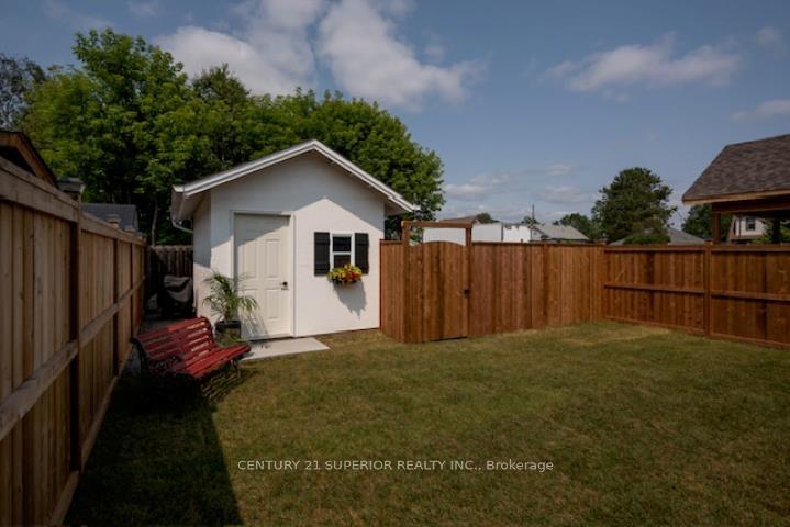 Photo 27 of 314 Surrey Street, Thunder Bay, Current River — HOMEH
