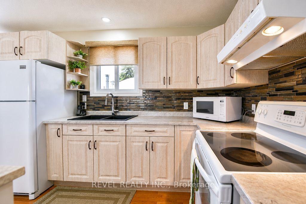 Photo 14 of 57 Hudson Crescent, Timmins, MTJ - Main Area — HOMEH