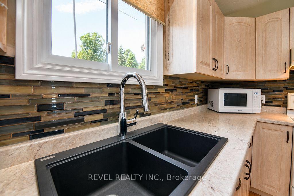 Photo 16 of 57 Hudson Crescent, Timmins, MTJ - Main Area — HOMEH