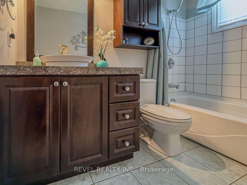 Photo 29 of 57 Hudson Crescent, Timmins, MTJ - Main Area — HOMEH