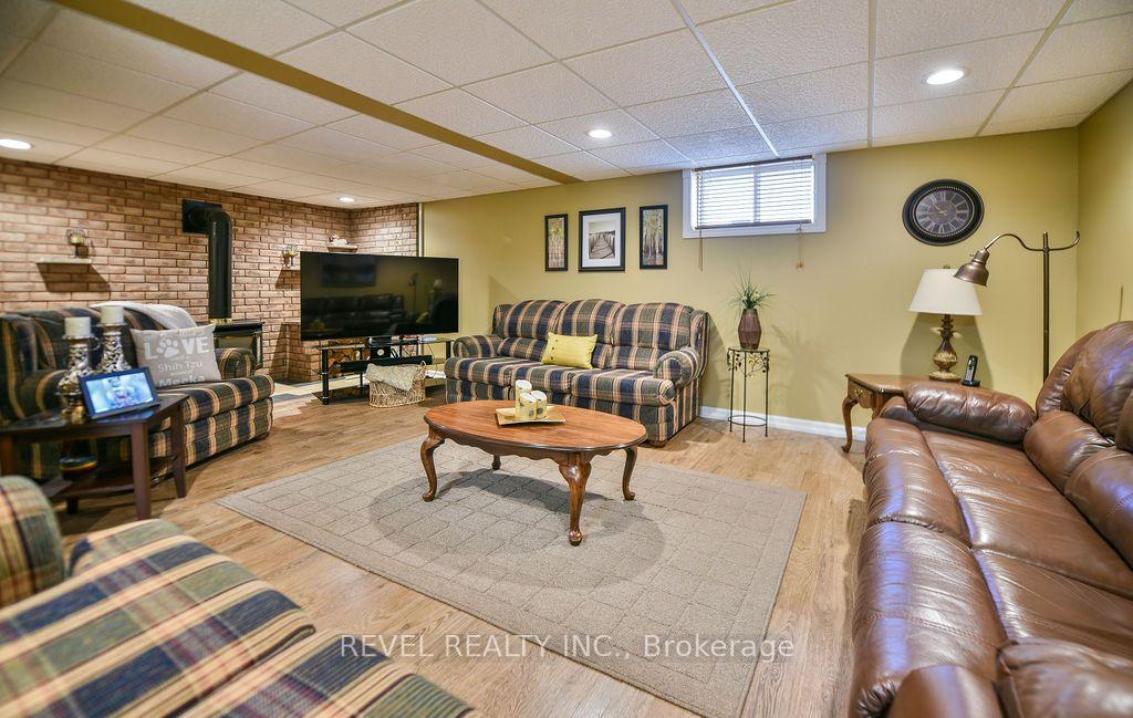 Photo 35 of 57 Hudson Crescent, Timmins, MTJ - Main Area — HOMEH