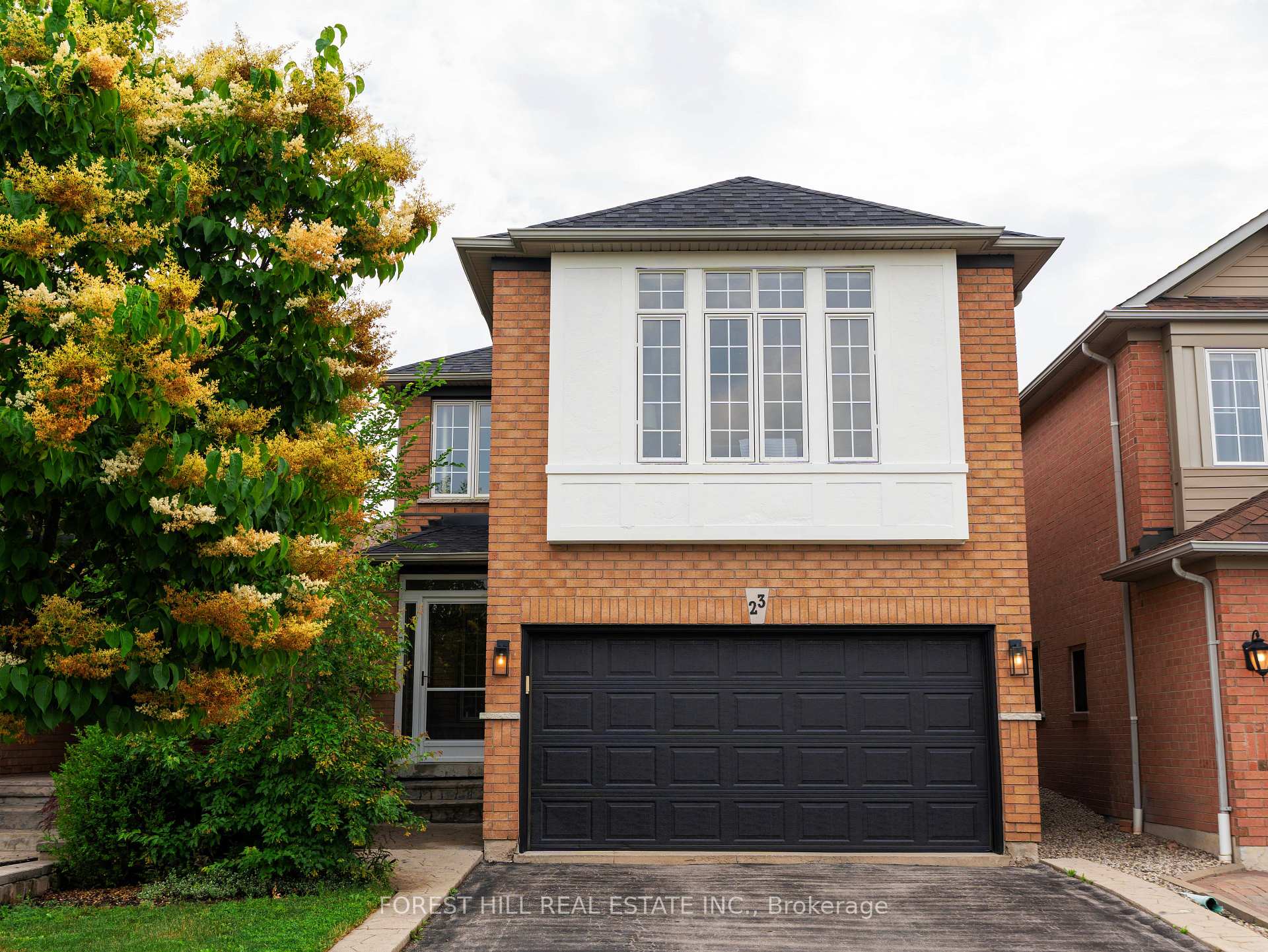 Photo 2 of 23 Cedargrove Road, Caledon, Bolton West — HOMEH