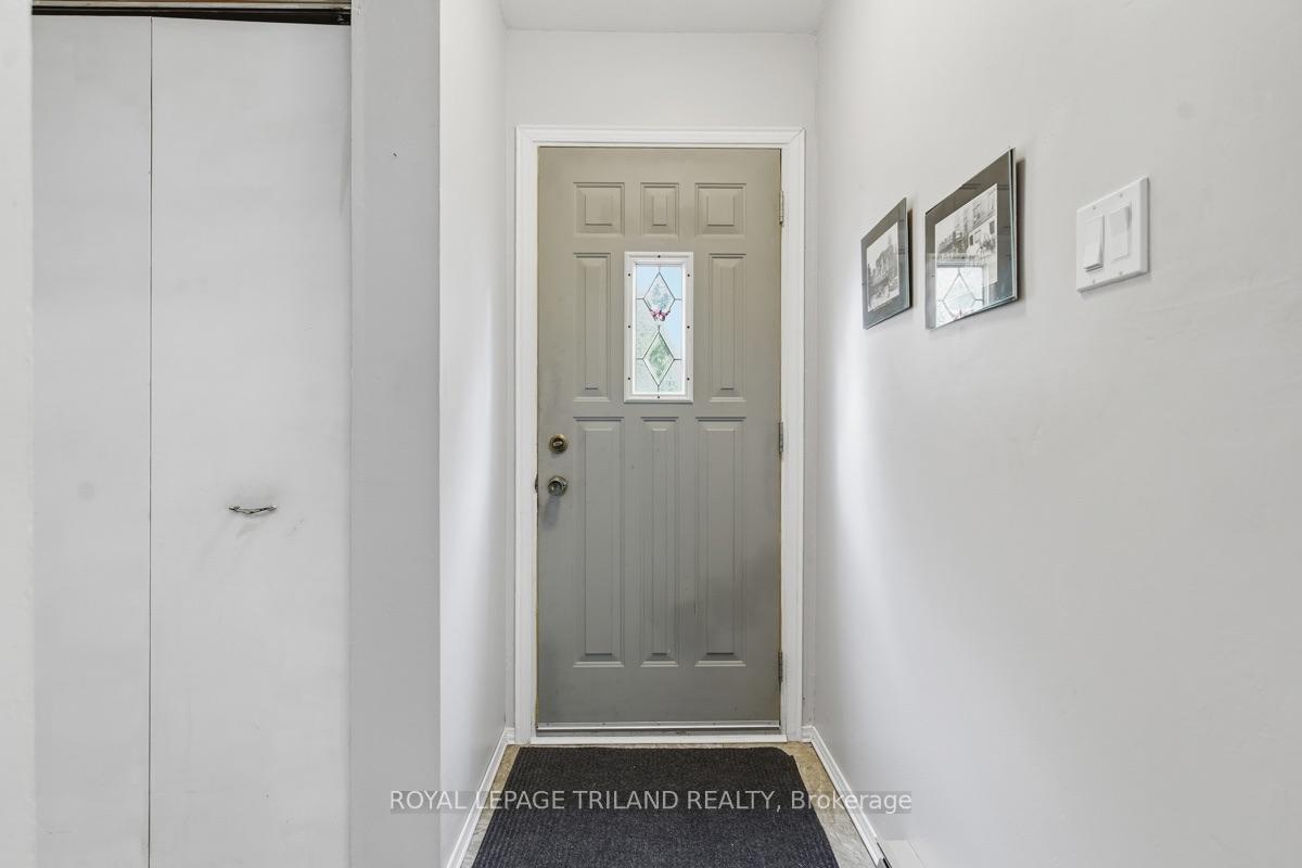 Photo 5 of 59 Kintail Crescent, London, South Y — HOMEH