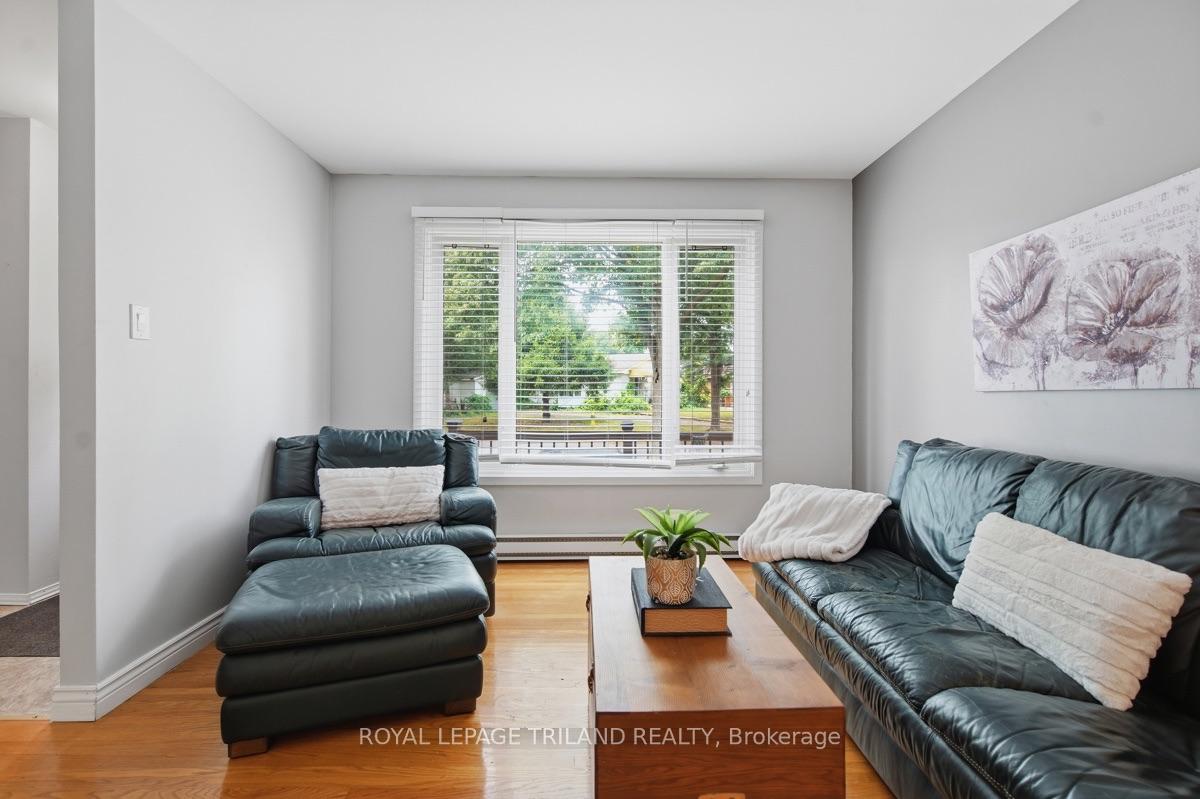 Photo 8 of 59 Kintail Crescent, London, South Y — HOMEH