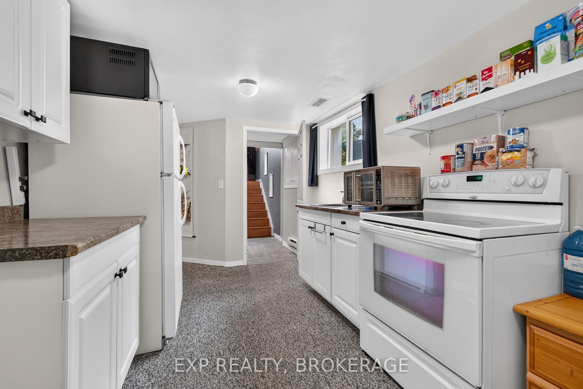 Photo 22 of 885 Larchwood Crescent, Kingston, City Northwest — HOMEH