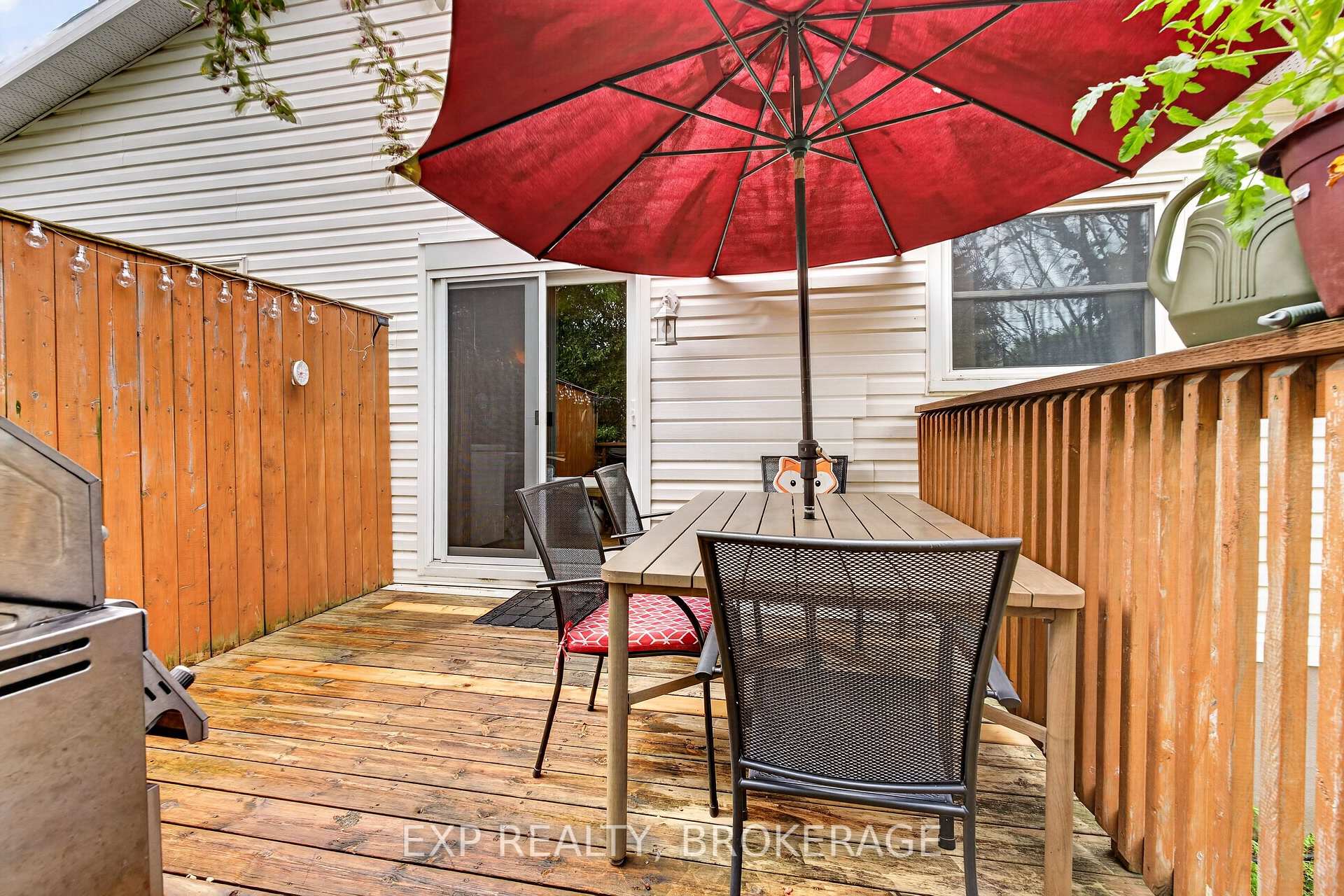 Photo 32 of 885 Larchwood Crescent, Kingston, City Northwest — HOMEH