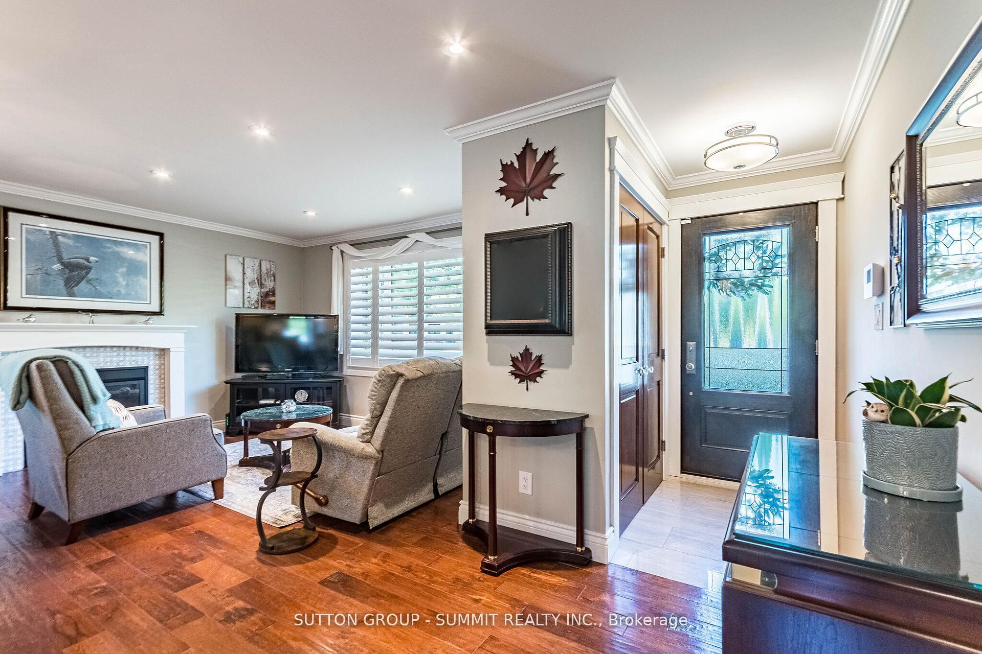 Photo 6 of 2084 Edinburgh Drive, Burlington, Brant — HOMEH
