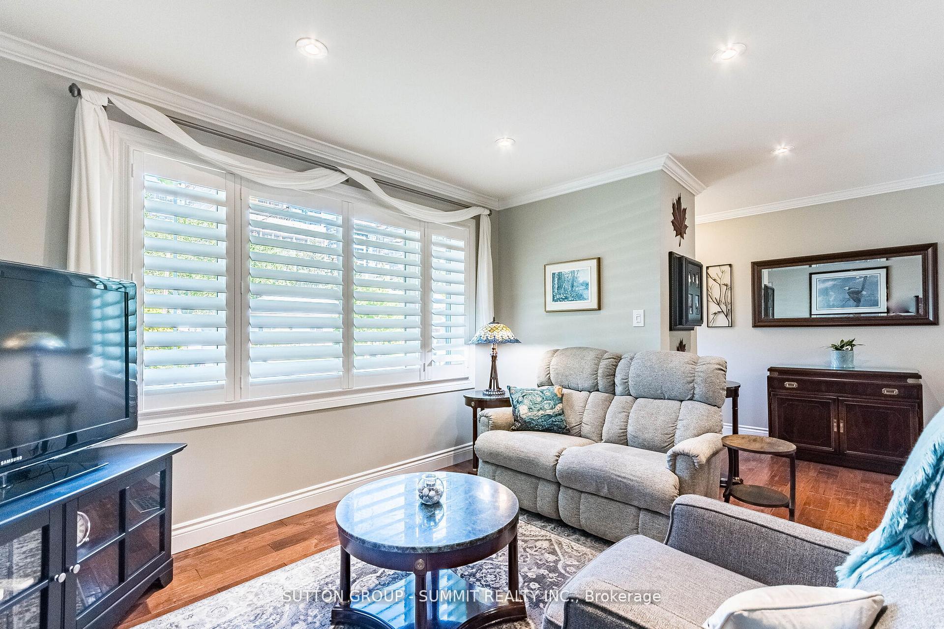 Photo 8 of 2084 Edinburgh Drive, Burlington, Brant — HOMEH