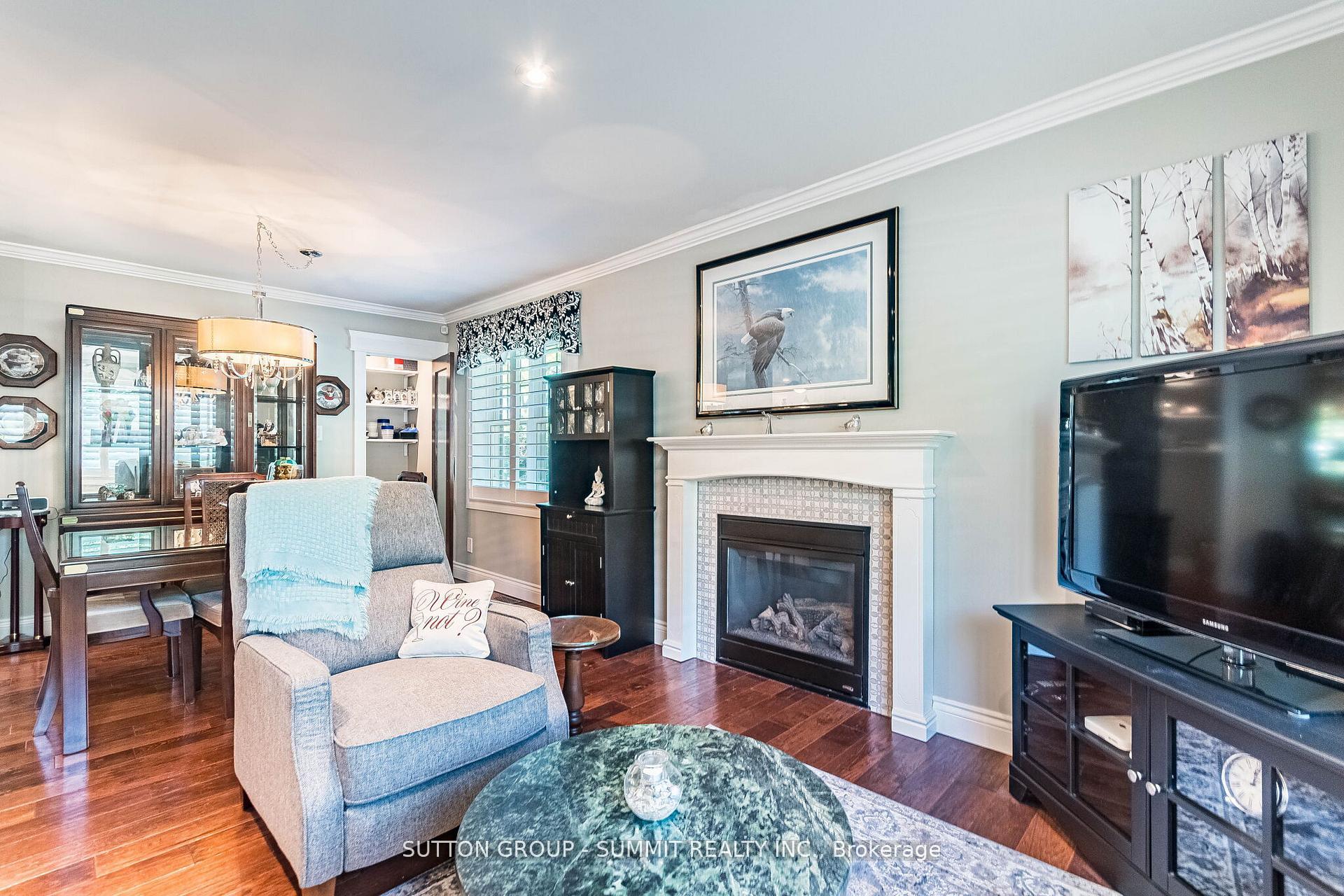Photo 9 of 2084 Edinburgh Drive, Burlington, Brant — HOMEH