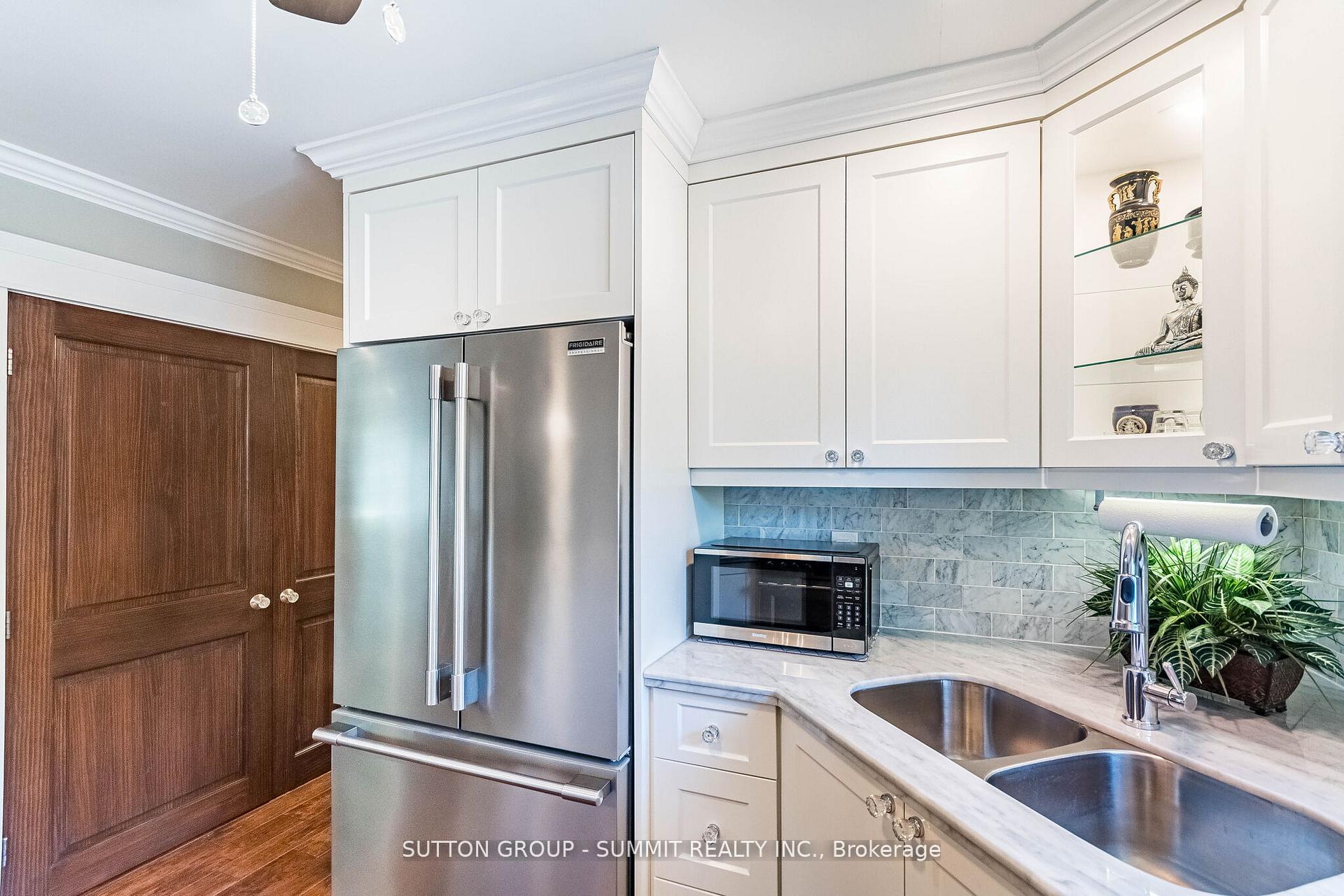 Photo 15 of 2084 Edinburgh Drive, Burlington, Brant — HOMEH