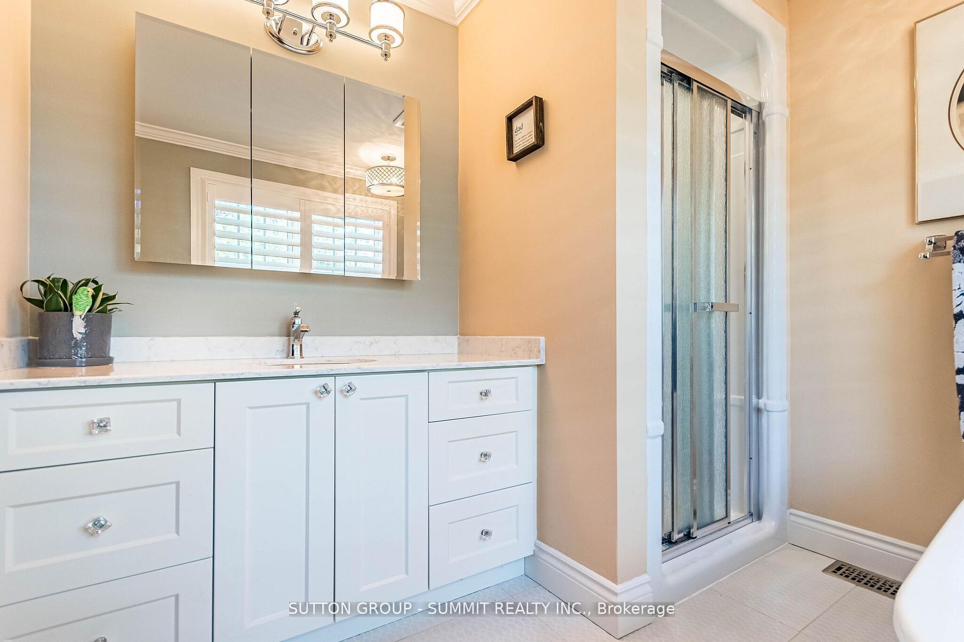 Photo 22 of 2084 Edinburgh Drive, Burlington, Brant — HOMEH