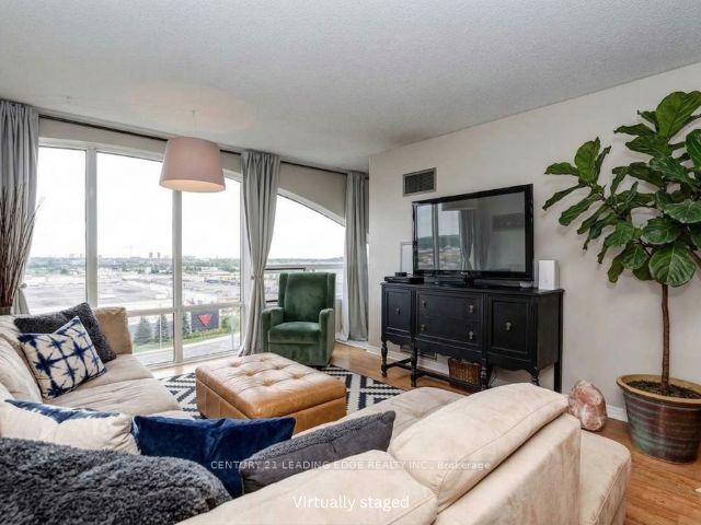 Photo 3 of Unit 815, 1665 Pickering Parkway, Pickering, Village East — HOMEH