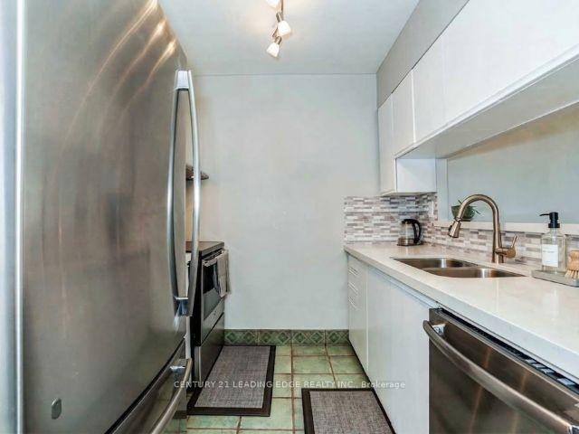 Photo 9 of Unit 815, 1665 Pickering Parkway, Pickering, Village East — HOMEH