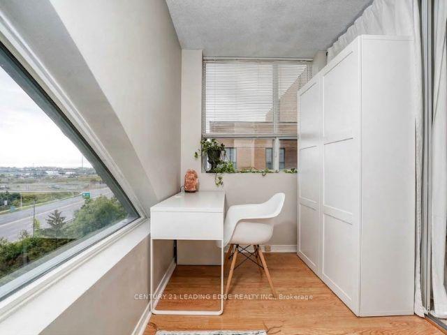 Photo 12 of Unit 815, 1665 Pickering Parkway, Pickering, Village East — HOMEH