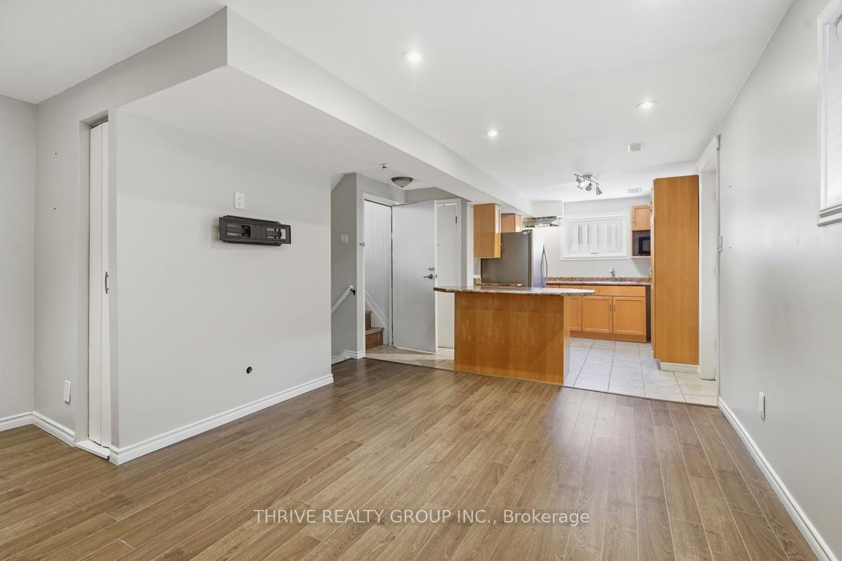 Photo 26 of 15 Renny Crescent, London, South X — HOMEH