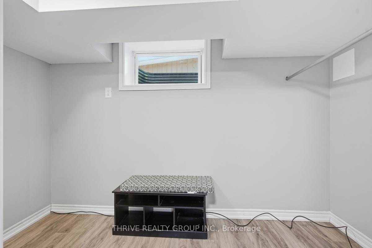 Photo 34 of 15 Renny Crescent, London, South X — HOMEH
