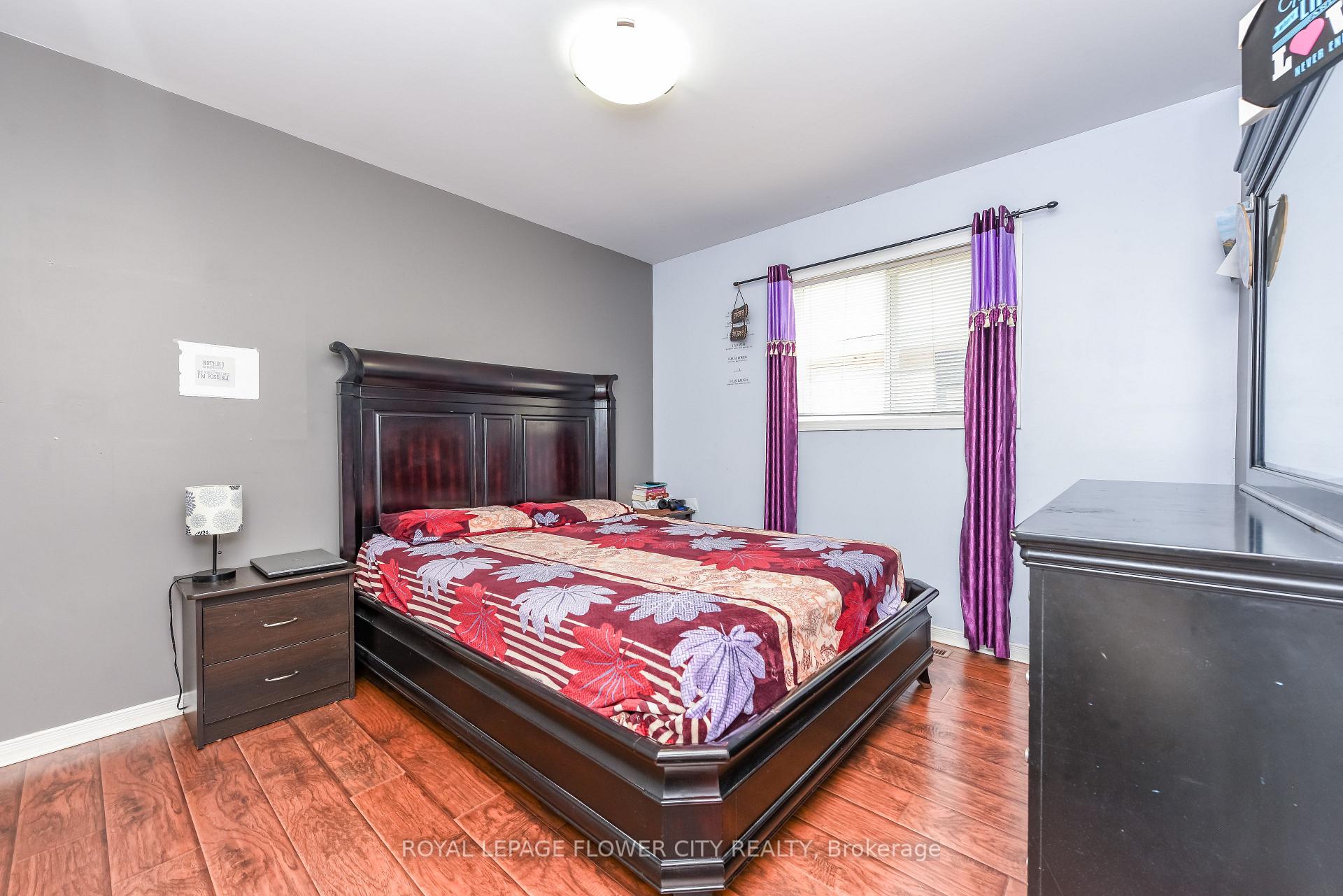 Photo 21 of 46 Pertosa Drive, Brampton, Fletcher's Meadow — HOMEH