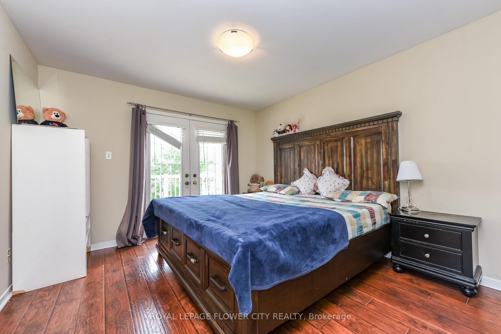 Photo 24 of 46 Pertosa Drive, Brampton, Fletcher's Meadow — HOMEH