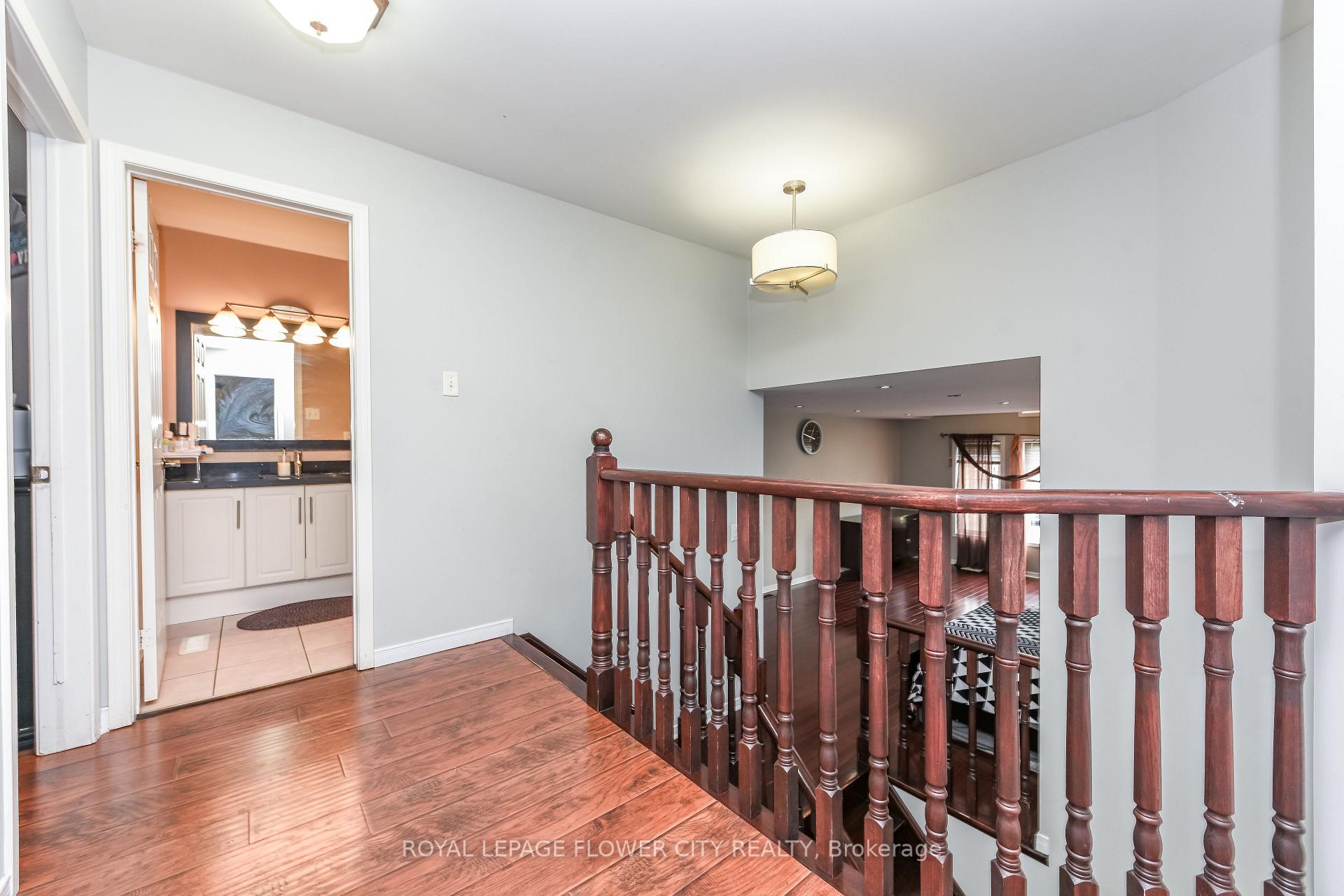 Photo 26 of 46 Pertosa Drive, Brampton, Fletcher's Meadow — HOMEH