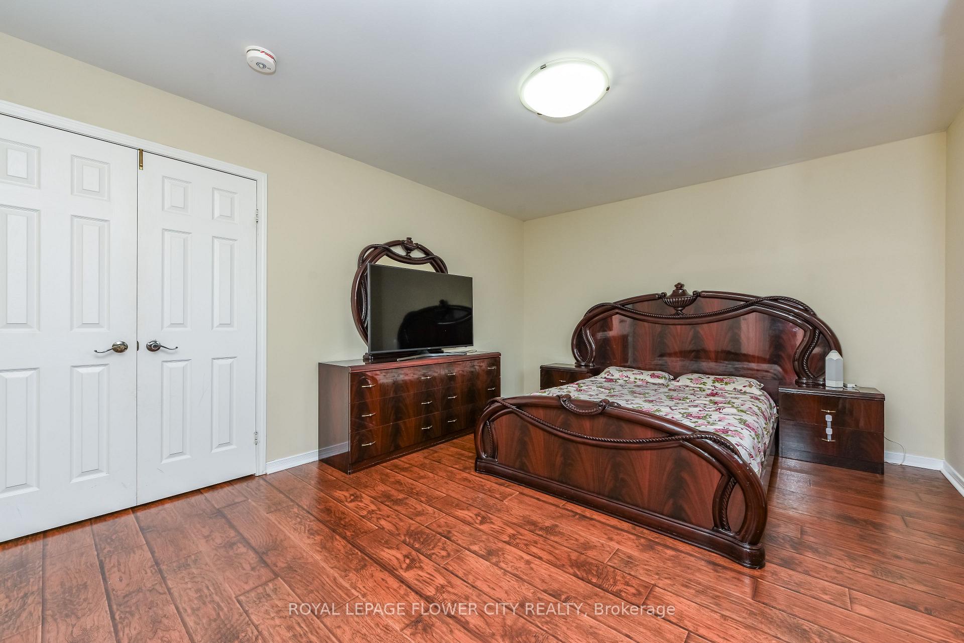 Photo 28 of 46 Pertosa Drive, Brampton, Fletcher's Meadow — HOMEH