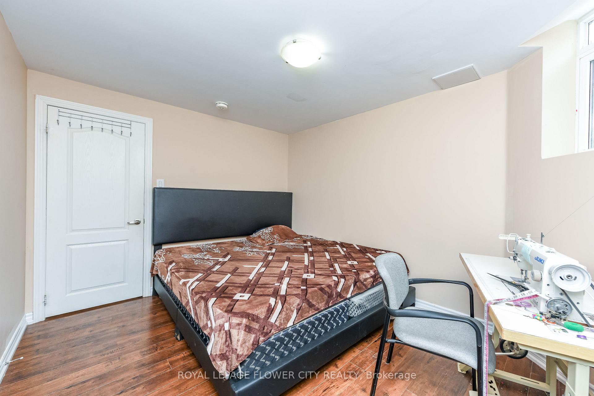 Photo 37 of 46 Pertosa Drive, Brampton, Fletcher's Meadow — HOMEH