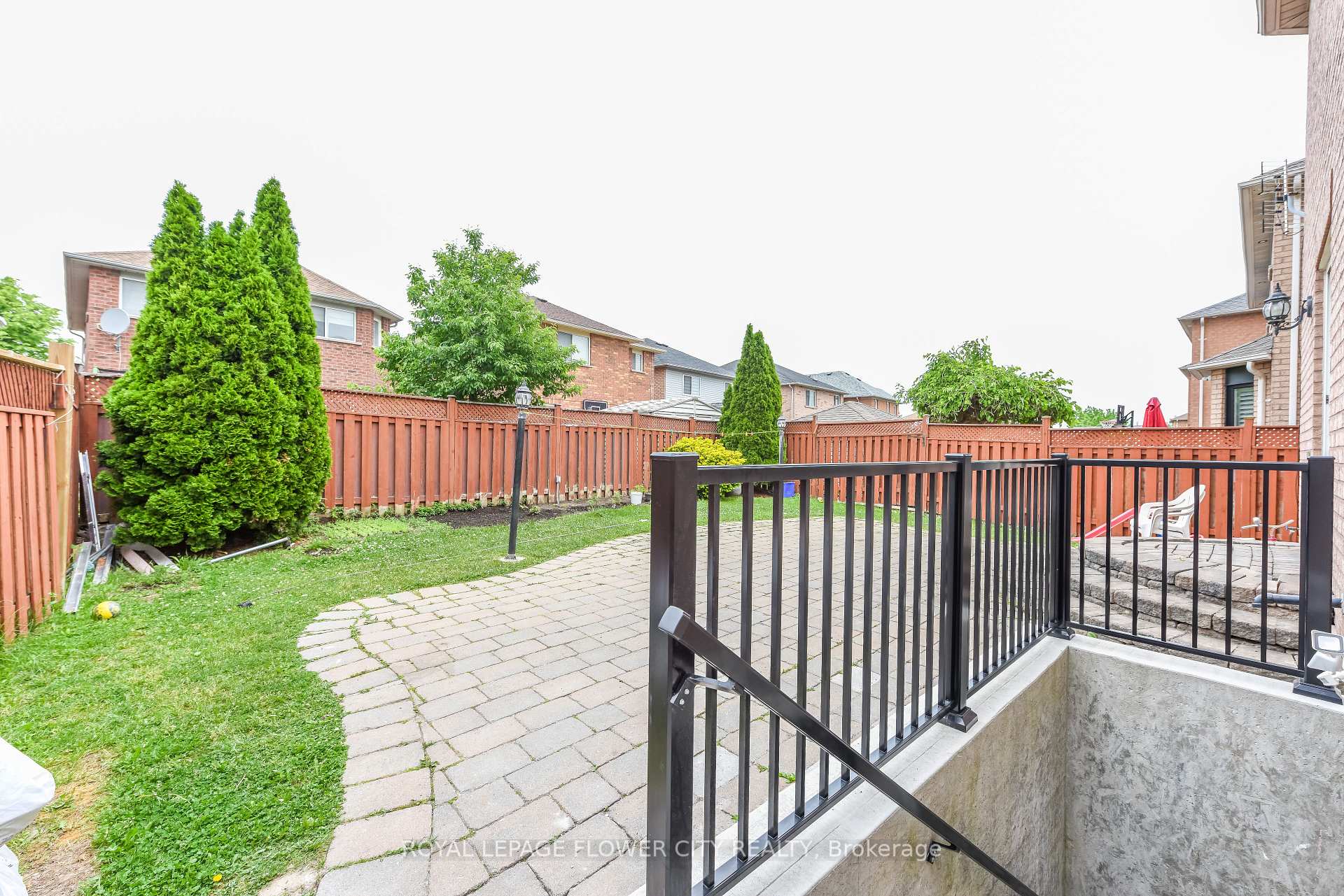 Photo 45 of 46 Pertosa Drive, Brampton, Fletcher's Meadow — HOMEH