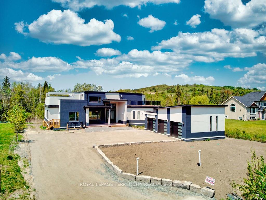 Photo of 9 Rustlewood Avenue