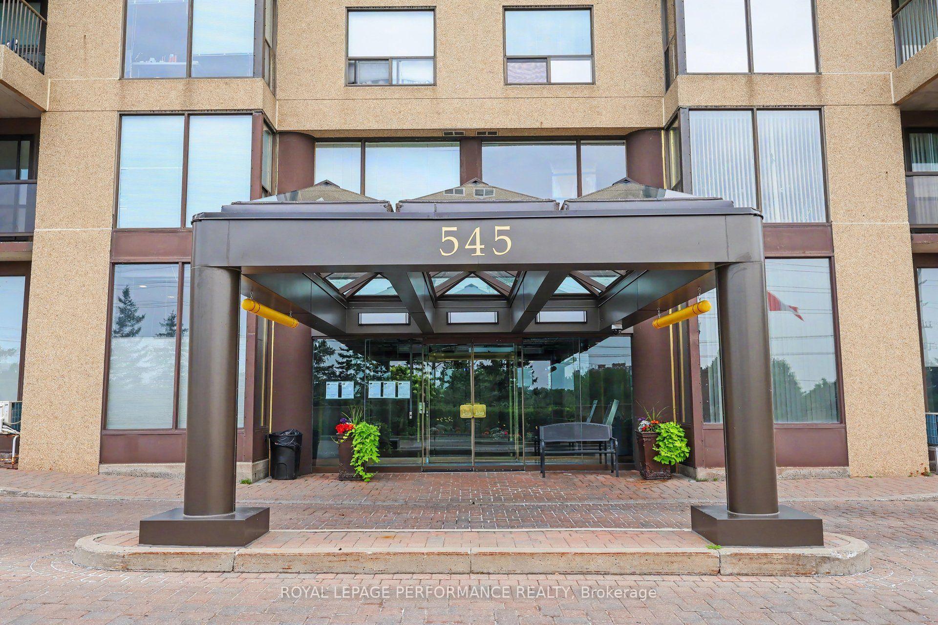 Photo 2 of Unit 2702, 545 St Laurent Boulevard, Ottawa, Viscount Alexander Park — HOMEH