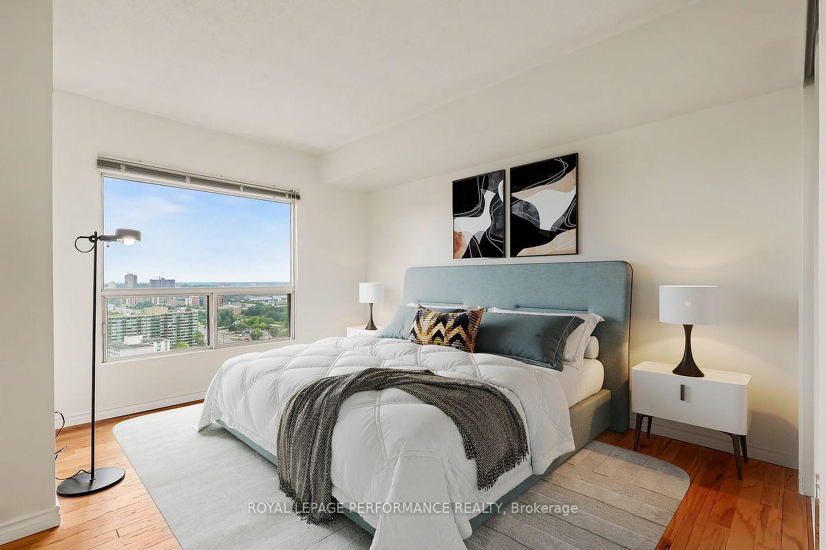 Photo 12 of Unit 2702, 545 St Laurent Boulevard, Ottawa, Viscount Alexander Park — HOMEH