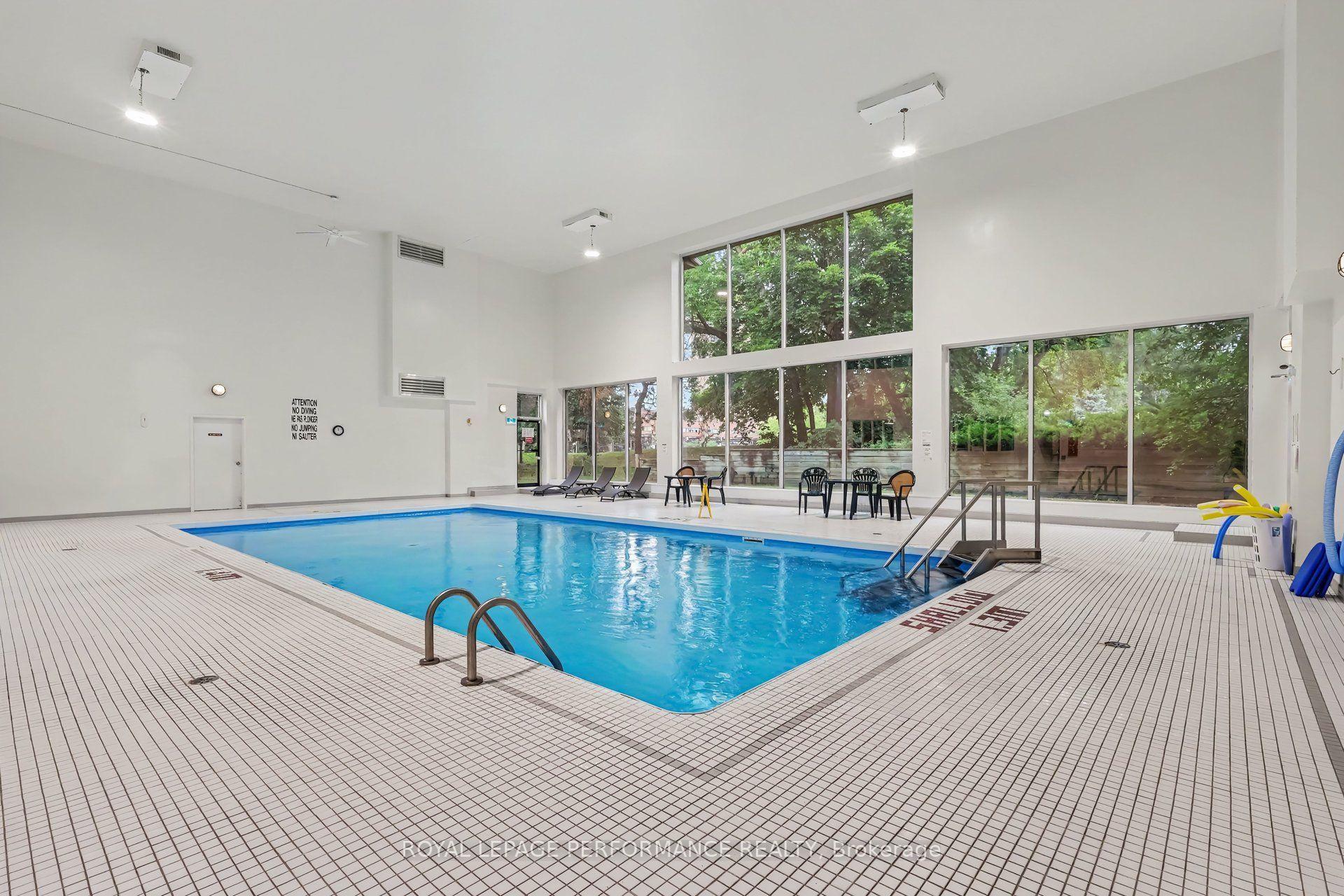 Photo 19 of Unit 2702, 545 St Laurent Boulevard, Ottawa, Viscount Alexander Park — HOMEH
