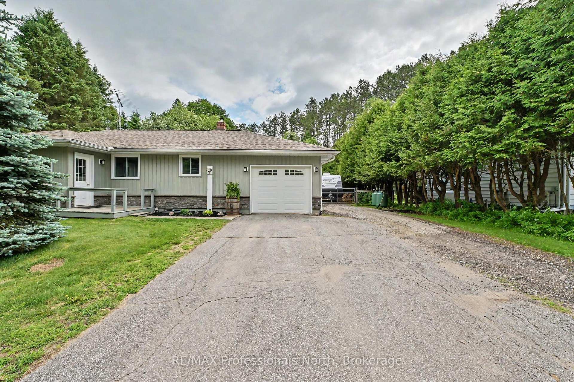 Photo 2 of 12 Stouffer Street, Minden Hills, Minden — HOMEH
