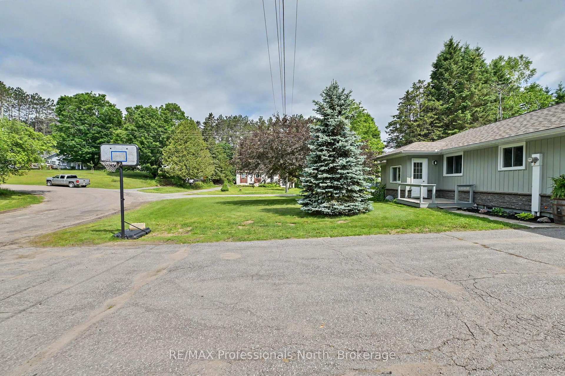 Photo 4 of 12 Stouffer Street, Minden Hills, Minden — HOMEH