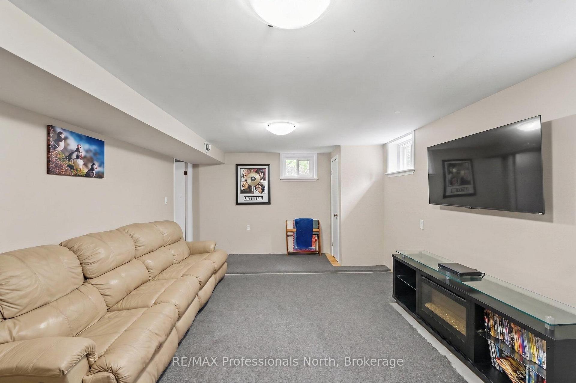 Photo 24 of 12 Stouffer Street, Minden Hills, Minden — HOMEH