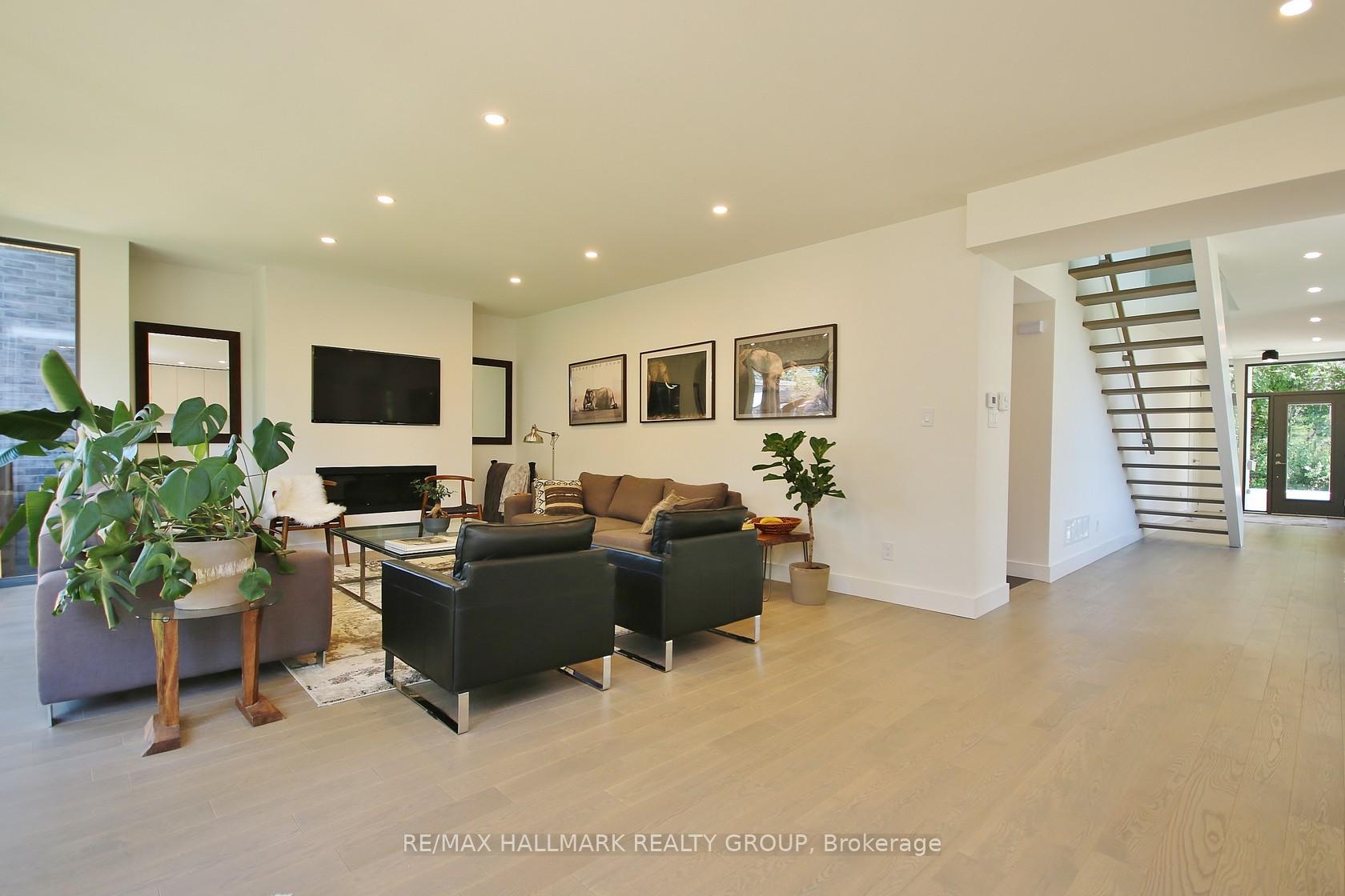 Photo 20 of 51 Chippewa Avenue, Ottawa, Meadowlands/St. Claire Gardens — HOMEH
