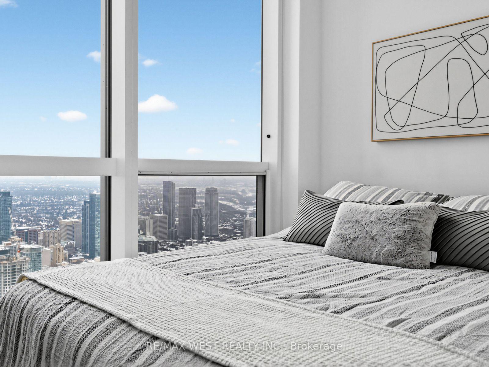 Photo 17 of Unit 7201, 388 Yonge Street, Toronto, Bay Street Corridor — HOMEH