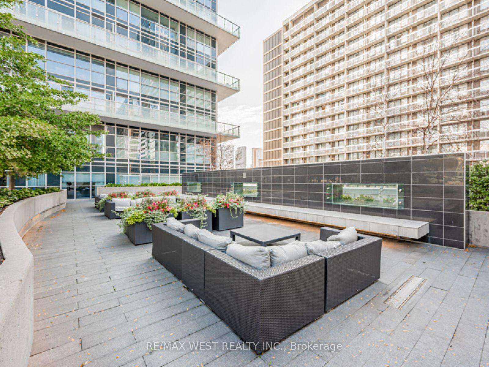 Photo 24 of Unit 7201, 388 Yonge Street, Toronto, Bay Street Corridor — HOMEH